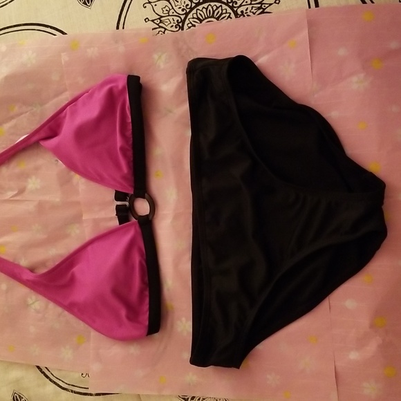 👙PINK AND BLACK BIKINI 👙 - Picture 7 of 7